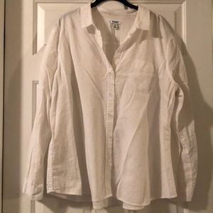 white cotton blouse from Old Navy.